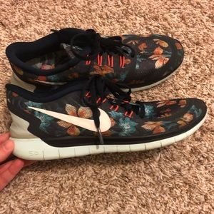 Floral Nike Free 5.0 Tennis Shoes